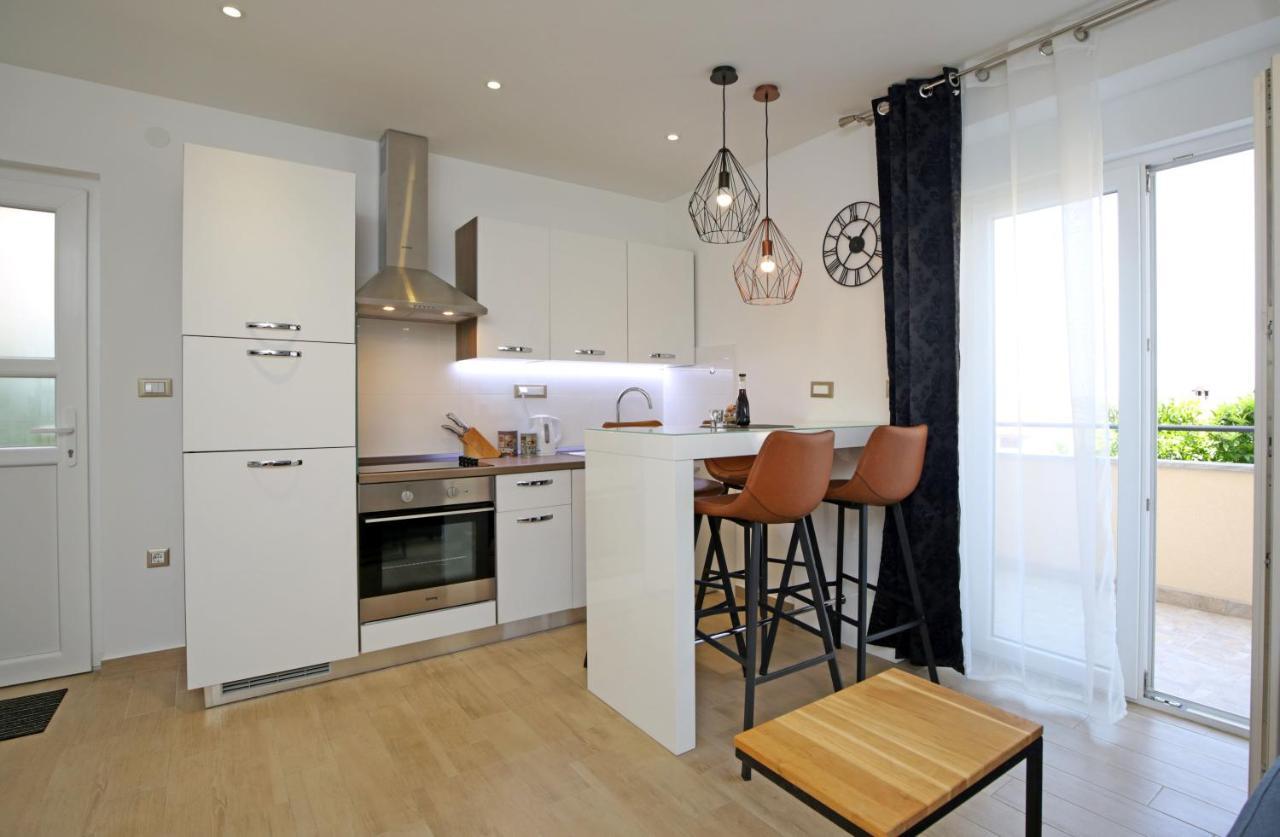 Apartment Tonka 希贝尼克 外观 照片